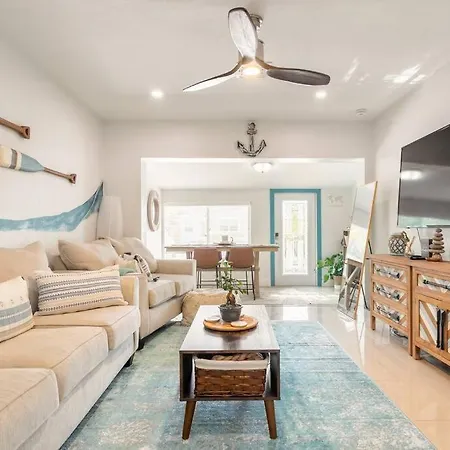 Central Nautical Themed 4 Bed 2 Bath Home Fort Lauderdale Exterior photo