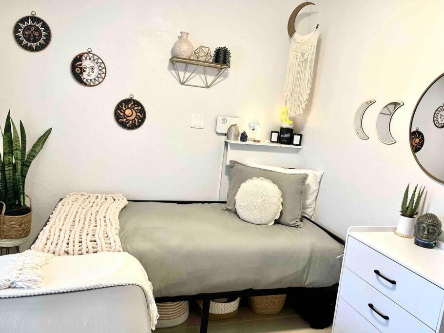 Nautical Themed 4 Bed 2 Bath Fort Lauderdale