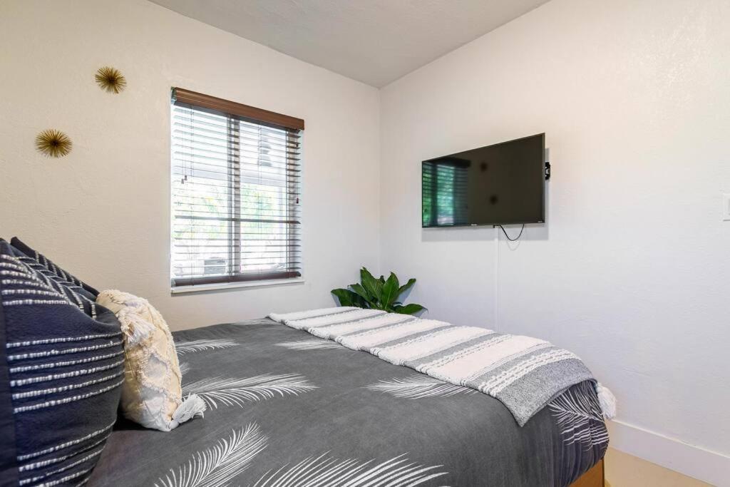 Nautical Themed 4 Bed 2 Bath