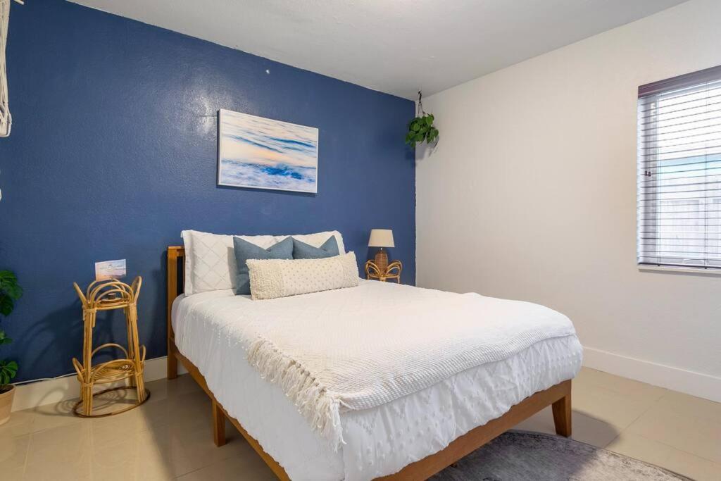 Nautical Themed 4 Bed 2 Bath